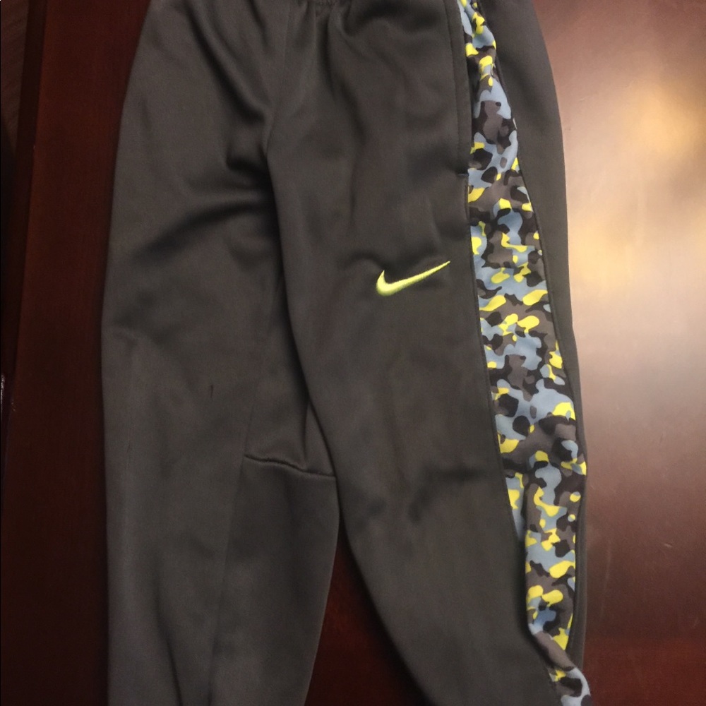 Nike pants